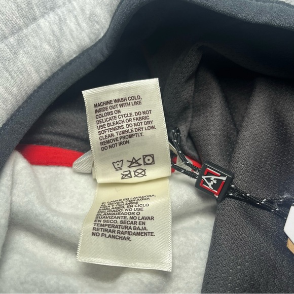 Avalanche Outdoor supply company Gray Hoodie medium - Picture 10 of 11